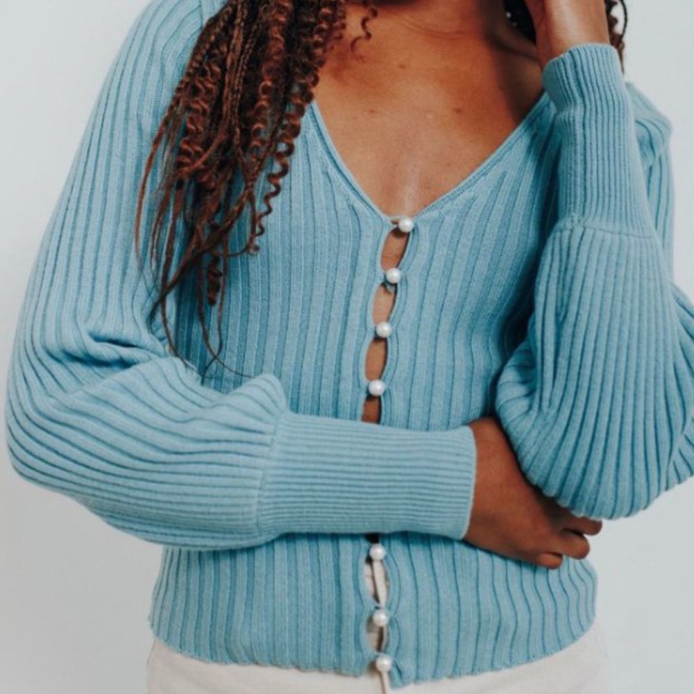 Wilfred Aritizia Pearl Cardigan